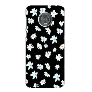 Чехол с ромашками на Motorola MOTO G6 (Маленькие ромашки)