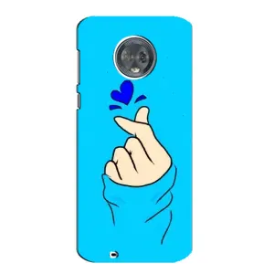 Чехлы (Знак сердечка) на Motorola MOTO G6 (Сердце на синем)