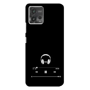 Чехол с картинками на черном фоне для Motorola MOTO G72 (Плеер)