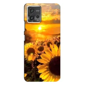 Чехол с Цветами для Motorola MOTO G72 (поле подсолнухов)