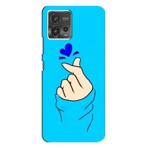 Чехлы (Знак сердечка) на Motorola MOTO G72 (Сердце на синем)