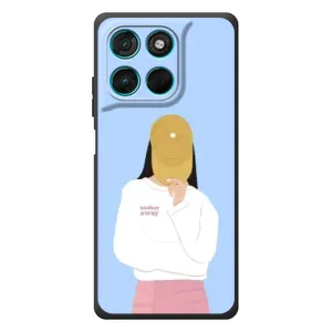 Силиконовый Чехол на Motorola Moto G77 с картинкой Стильных Девушек (Желтая кепка)