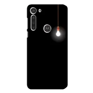 Чехол с картинками на черном фоне для Motorola MOTO G8 (Лампочка)