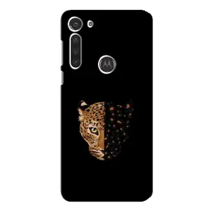 Чехол с леопардовым принтом на Motorola MOTO G8 (Леопард на черном)