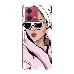 Чохол з картинкою Модні Дівчата Motorola MOTO G84 (Дівчина в халаті)