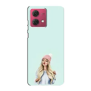 Силіконовый Чохол на Motorola MOTO G84 з картинкой Модных девушек (В шапці)