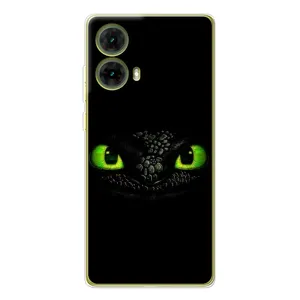 Чехол дракон Беззубик для Motorola MOTO G85 (Глаза Беззубика)