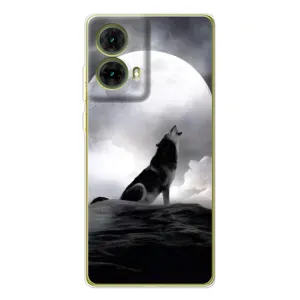 Чехол с Волком на Motorola MOTO G85 (Волк и луна)