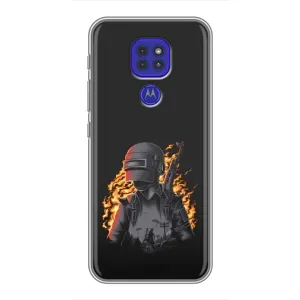 Силиконовый чехол с картинкой "Герой Pubg" на Motorola MOTO G9 Play (В огне)