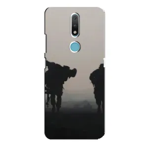 Чехлы на военную тематику для Nokia 2.4 (Бой солдат)