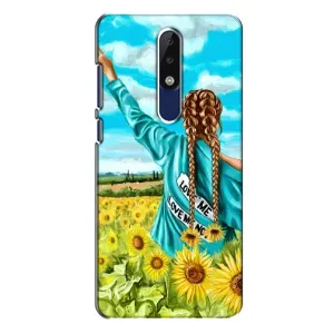 Чехол Стильные девушки на Nokia 5.1 Plus (X5) (Девушка на поле)