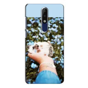 Чехлы с изображением разных животных для Nokia 5.1 Plus (X5) (Ежик на руках)
