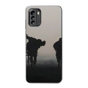 Чехлы на военную тематику для Nokia G60 (Бой солдат)