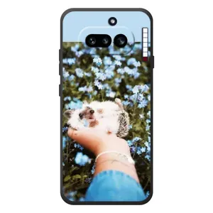 Чехлы с изображением разных животных для Nothing Phone (4a) (Ежик на руках)