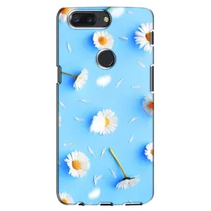 Чехол с Цветами для One Plus 5T (ромашки на голубом)