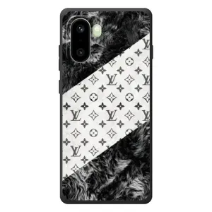 Чехол Стиль Louis Vuitton на OnePlus 15R (LV на белом)