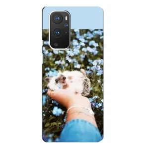 Чехлы с изображением разных животных для OnePlus 9 Pro (Ежик на руках)