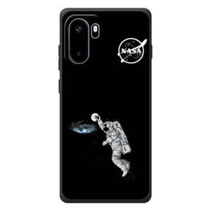 Силиконовый бампер с принтом "Наса" на OnePlus Ace 6 (Космонавт баскетболист)