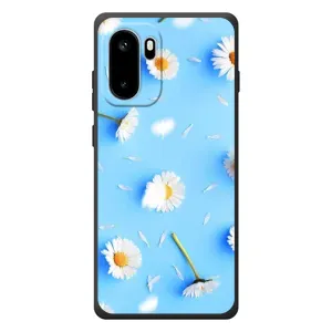 Чехол с Цветами для OnePlus Ace 6 (ромашки на голубом)