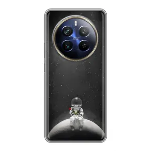 Силиконовый Чехол с принтом "Космонавты" на Realme 12 Plus (Космонавт романтик)