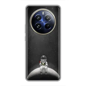 Силиконовый Чехол с принтом "Космонавты" на Realme 12 Pro (Космонавт романтик)