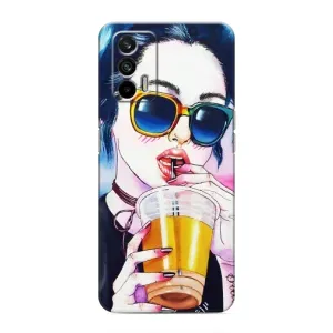 Чехол с картинкой Модные Девчонки Realme 7 Pro (Девушка с коктейлем)