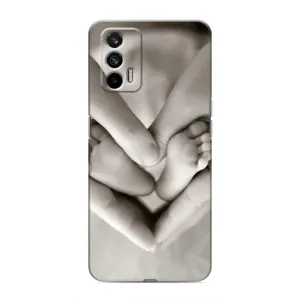 Чехлы для МАМЫ на Realme 7 (Любящие руки)