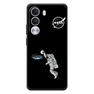 Силиконовый бампер с принтом "Наса" на Realme C100i (Космонавт баскетболист)