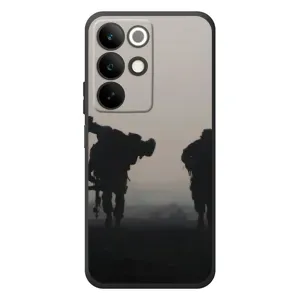 Чехлы на военную тематику для RealMe C85 (Бой солдат)