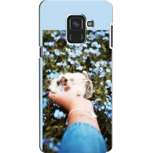 Чехлы с изображением разных животных для Samsung A8, A8 2018, A530F (Ежик на руках)