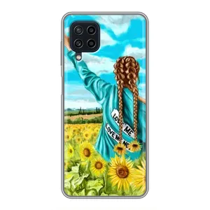 Чохол Стильні дівчата на Samsung Galaxy A22 (Дівчина на полі)