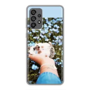 Чехлы с изображением разных животных для Samsung Galaxy A73 (5G) (Ежик на руках)
