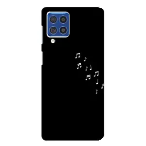 Чехол с картинками на черном фоне для Samsung Galaxy F62 (Ноты)