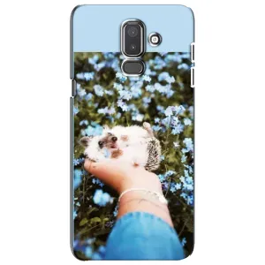 Чехлы с изображением разных животных для Samsung Galaxy J8-2018, J810 (Ежик на руках)