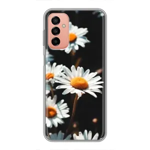 Чехол с ромашками на Samsung Galaxy M13 (Белые ромашки)
