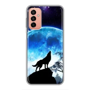 Чехол с Волком на Samsung Galaxy M13 (Воет на луну)