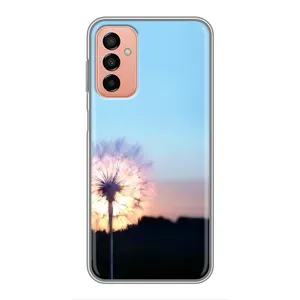 Силиконовый Чехол с одуванчиками на Samsung Galaxy M13 (Закат с одуванчиком)