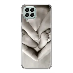 Чехлы для МАМЫ на Samsung Galaxy M33 (5G) (M336B) (Любящие руки)