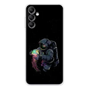 Силиконовый Чехол с принтом "Космонавты" на Samsung Galaxy M35 5G (В руках земля)