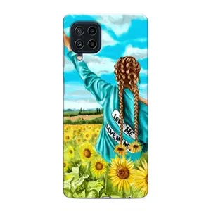 Чохол Стильні дівчата на Samsung Galaxy M62 (Дівчина на полі)