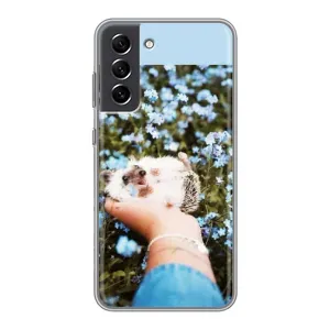 Чехлы с изображением разных животных для Samsung Galaxy S21 FE (Ежик на руках)