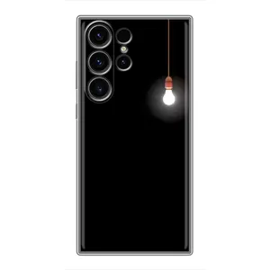 Чехол с картинками на черном фоне для Samsung Galaxy S22 Ultra (Лампочка)