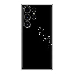 Чехол с картинками на черном фоне для Samsung Galaxy S22 Ultra (Ноты)