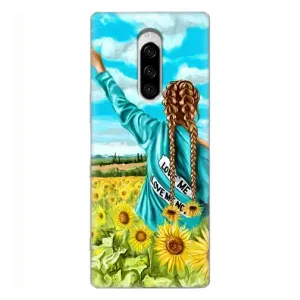 Чехол Стильные девушки на Sony Xperia 1 (Девушка на поле)
