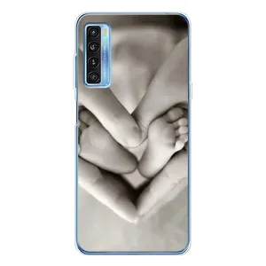 Чехлы для МАМЫ на TCL 20L Plus (Любящие руки)