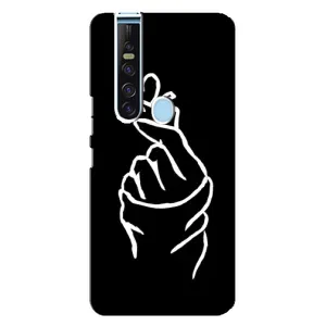 Чехлы (Знак сердечка) на TECNO Camon 15 Pro (Сердце на черном)