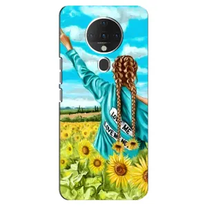 Чехол Стильные девушки на TECNO Spark 6 (Девушка на поле)