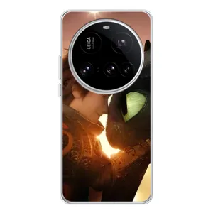 Чехол дракон Беззубик для Xiaomi 15 Ultra (Беззубик и Иккинг)