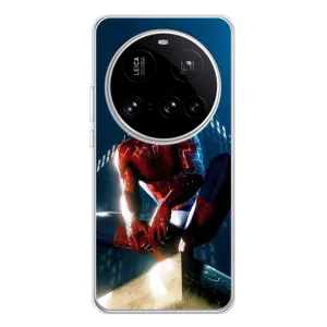 Чехол Супергерой Человека Паука на Xiaomi 15 Ultra (Паук на доме)