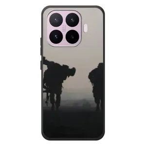 Чехлы на военную тематику для Xiaomi 17T (Бой солдат)